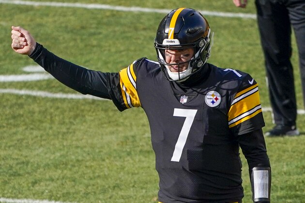 Pittsburgh Steelers quarterback Ben Roethlisberger (7) calls a signal during the first half of an NFL football game against the Indianapolis Colts, Sunday, Dec. 27, 2020, in Pittsburgh. (AP Photo/Gene J. Puskar)
