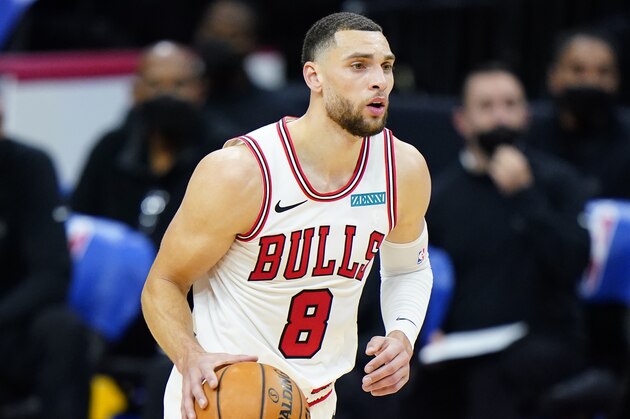 Chicago Bulls' Zach LaVine plays during an NBA basketball game against the Philadelphia 76ers, Friday, Feb. 19, 2021, in Philadelphia. (AP Photo/Matt Slocum)