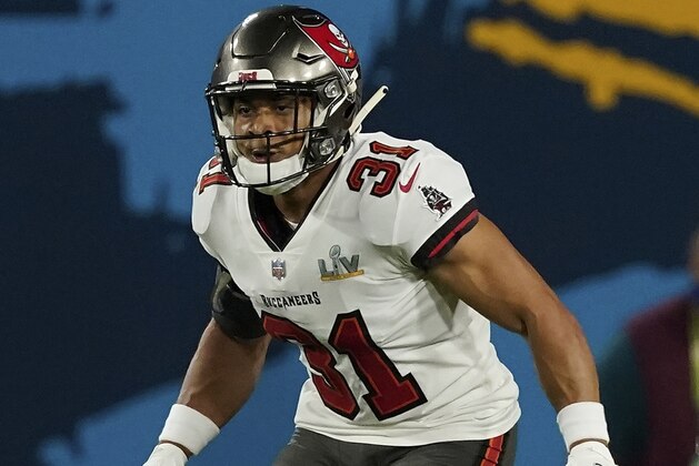 Tampa Bay Buccaneers strong safety Antoine Winfield Jr. (31) in coverage during the second half of the NFL Super Bowl 55 football game against the Kansas City Chiefs, Sunday, Feb. 7, 2021, in Tampa, Fla. The Tampa Bay Buccaneers defeated the Kansas City Chiefs 31-9. (AP Photo/Steve Luciano)