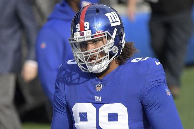 New York Giants' Leonard Williams warms-up before an NFL football game against the Arizona Cardinals, Sunday, Dec. 13, 2020, in East Rutherford, N.J. (AP Photo/Bill Kostroun)