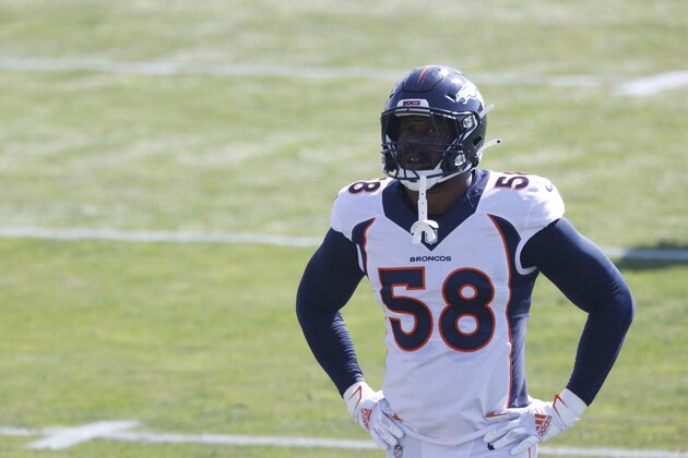 Denver Broncos linebacker Von Miller (58) takes part in drills during an NFL football practice Tuesday, Aug. 18, 2020, at the team's headquarter in Englewood, Colo. (AP Photo/David Zalubowski)