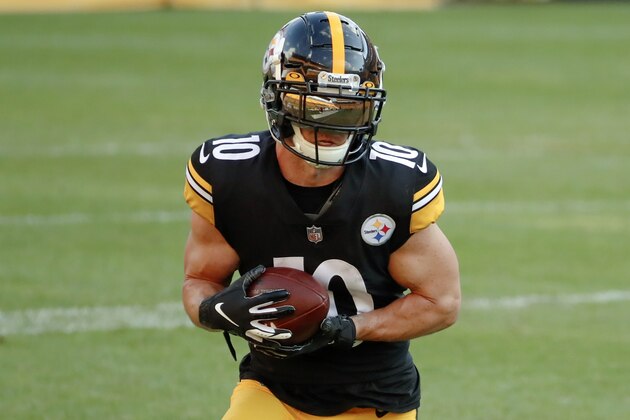 Pittsburgh Steelers wide receiver Ryan Switzer (10) during practice at NFL football training camp in Pittsburgh, Saturday, Aug. 22, 2020. (AP Photo/Gene J. Puskar)