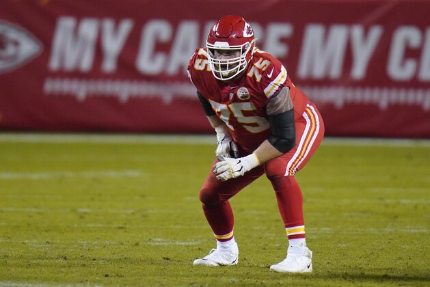 Kansas City Chiefs offensive tackle Mike Remmers (75) in action in the second half of an NFL football game against the Denver Broncos in Kansas City, Mo., Sunday, Dec. 6, 2020. (AP Photo/Jeff Roberson)