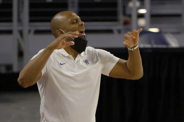 Memphis head coach Anfernee