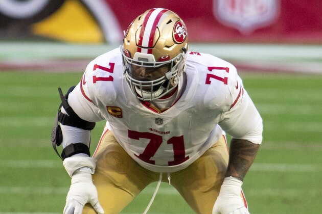 San Francisco 49ers offensive tackle Trent Williams (71) in action during an NFL football game against the Arizona Cardinals, Saturday, Dec. 26, 2020, in Glendale, Ariz. (AP Photo/Jennifer Stewart)
