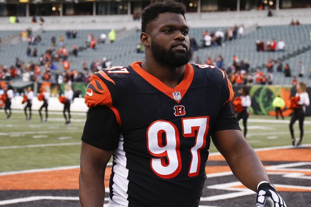 Cincinnati Bengals defensive tackle Geno Atkins walks off the field after an NFL football game against the Cleveland Browns, Sunday, Nov. 25, 2018, in Cincinnati. (AP Photo/Gary Landers)