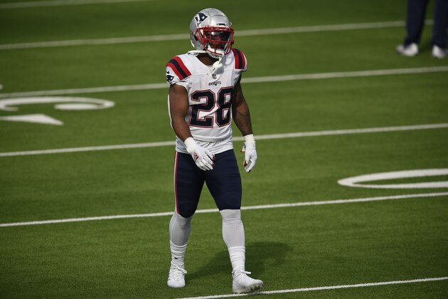 New England Patriots running back James White warms up before an NFL football game against the Los Angeles Chargers Sunday, Dec. 6, 2020, in Inglewood, Calif. (AP Photo/Kelvin Kuo )