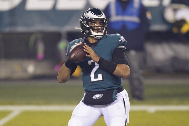 Philadelphia Eagles' Jalen Hurts plays during the first half of an NFL football game against the Washington Football Team, Sunday, Jan. 3, 2021, in Philadelphia. (AP Photo/Chris Szagola)