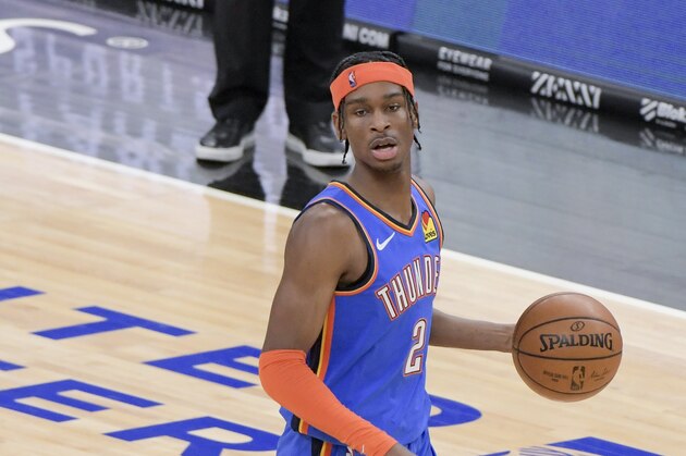 Oklahoma City Thunder guard Shai Gilgeous-Alexander (2) during the fourth quarter of an NBA basketball game against the Chicago Bulls in Chicago, Tuesday, March 16, 2021. (AP Photo/Mark Black)