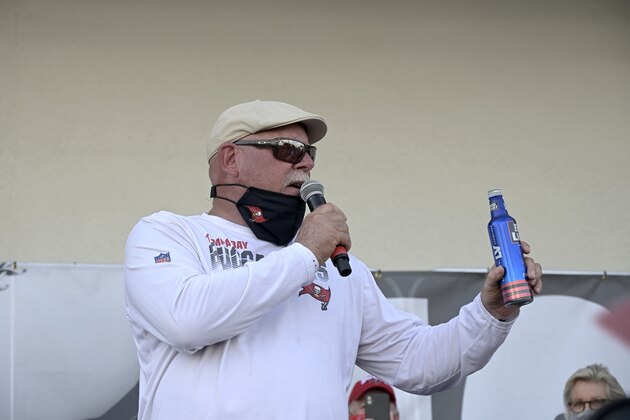 Tampa Bay Buccaneers head coach Bruce Arians address the audience during a celebration of their Super Bowl 55 victory over the Kansas City Chiefs after taking part in a boat parade, Wednesday, Feb. 10, 2021, in Tampa, Fla. (AP Photo/Phelan M. Ebenhack)