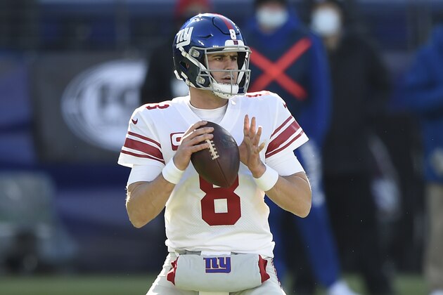 New York Giants quarterback Daniel Jones looks to throw a pass against the Baltimore Ravens during the first half of an NFL football game, Sunday, Dec. 27, 2020, in Baltimore. (AP Photo/Gail Burton)
