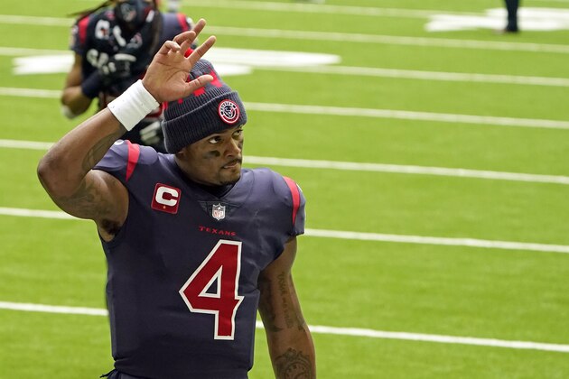 Houston Texans quarterback Deshaun Watson (4) waves to fans as he leaves the field after an NFL football game against the Cincinnati Bengals Sunday, Dec. 27, 2020, in Houston. The Bengals won 37-31. (AP Photo/Eric Christian Smith)