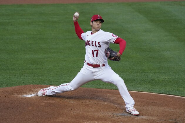 Los Angeles Angels starting pitcher Shohei Ohtani (17) throws during the first inning of a baseball game against the Chicago White Sox Sunday, April 4, 2021, in Anaheim, Calif. (AP Photo/Ashley Landis)