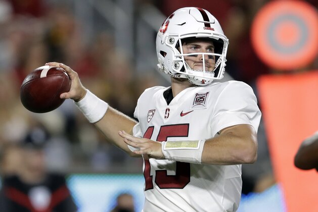 Stanford quarterback Davis Mills throws a pass against Southern California during the first half of an NCAA college football game Saturday, Sept. 7, 2019, in Los Angeles. (AP Photo/Marcio Jose Sanchez)