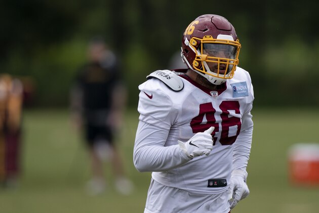 Washington tight end Thaddeus Moss (46) jogs during practice at the team's NFL football training facility, Wednesday, Aug. 19, 2020, in Ashburn, Va. (AP Photo/Alex Brandon)