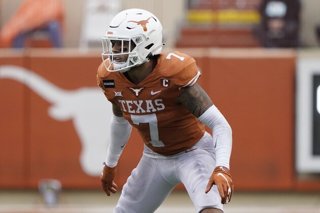 ]Texas defensive back Caden Sterns (7) during the second half of an NCAA college football game against Iowa State, Friday, Nov. 27, 2020, in Austin, Texas. (AP Photo/Eric Gay)