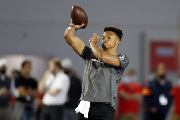 Ohio State quarterback Justin Fields throws during an NFL Pro Day at Ohio State University Tuesday, March 30, 2021 in Columbus, Ohio. (AP Photo/Paul Vernon)