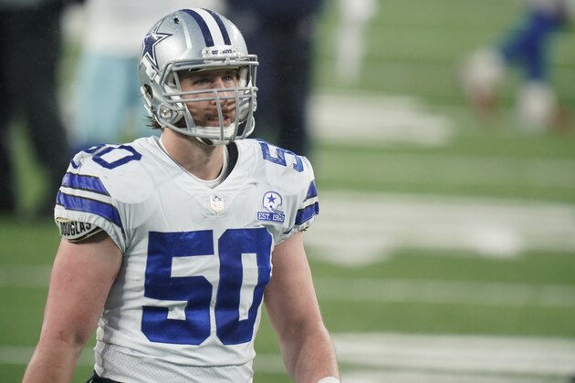 Dallas Cowboys' Sean Lee reacts after an NFL football game against the New York Giants, Sunday, Jan. 3, 2021, in East Rutherford, N.J. (AP Photo/Frank Franklin II)
