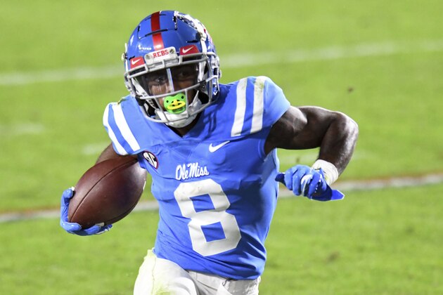 Mississippi wide receiver Elijah Moore (8) runs against South Carolina in the first half in an NCAA college football game, Saturday, Nov. 14, 2020 in Oxford, Miss. Mississippi won 59-42. (AP Photo/Bruce Newman)