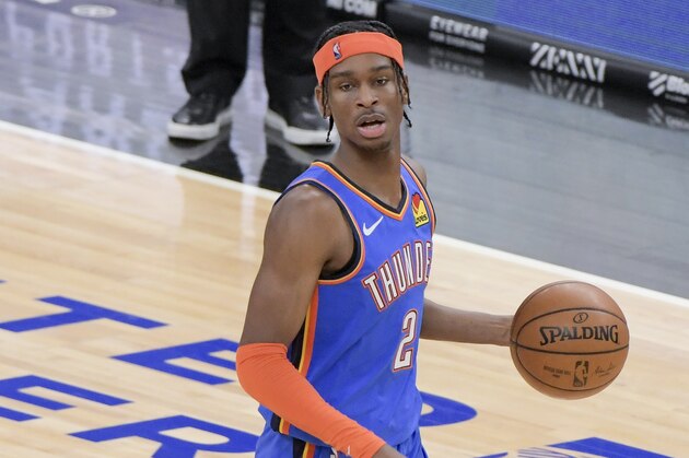 Oklahoma City Thunder guard Shai Gilgeous-Alexander (2) during the fourth quarter of an NBA basketball game against the Chicago Bulls in Chicago, Tuesday, March 16, 2021. (AP Photo/Mark Black)