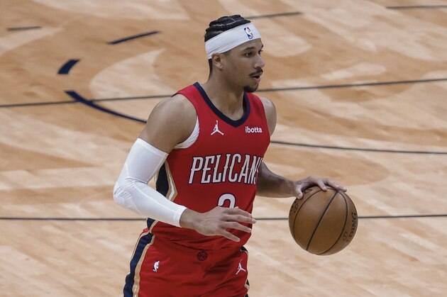 New Orleans Pelicans guard Josh Hart (3) against the Dallas Mavericks in the third quarter of an NBA basketball game in New Orleans, Saturday, March 27, 2021. (AP Photo/Derick Hingle)