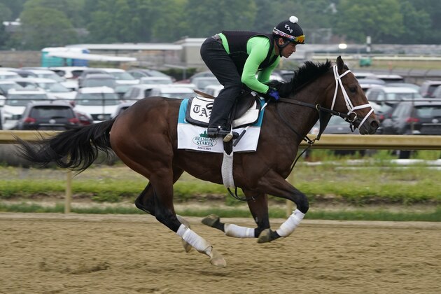 Overtook trains ahead of the 153rd running of the Belmont Stakes horse race in Elmont, N.Y., Thursday, June 3, 2021. (AP Photo/Seth Wenig)