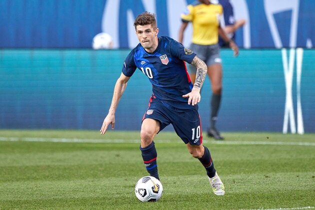 DENVER, CO - JUNE 03: United States forward Christian Pulisic (10) dribbles the ball in action during the CONCACAF Nations League semifinal match between the United States and Honduras on June 03, 2021, at Empower Field at Mile High in Denver, CO. (Photo by Robin Alam/Icon Sportswire via Getty Images)
