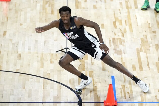 Florida's Scottie Lewis participates in the NBA Draft Combine at the Wintrust Arena Tuesday, June 22, 2021, in Chicago. (AP Photo/Charles Rex Arbogast)