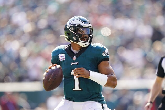 Philadelphia Eagles quarterback Jalen Hurts in action durning an NFL football game against the Kansas City Chiefs on Sunday, Oct. 3, 2021, in Philadelphia. (AP Photo/Matt Rourke)