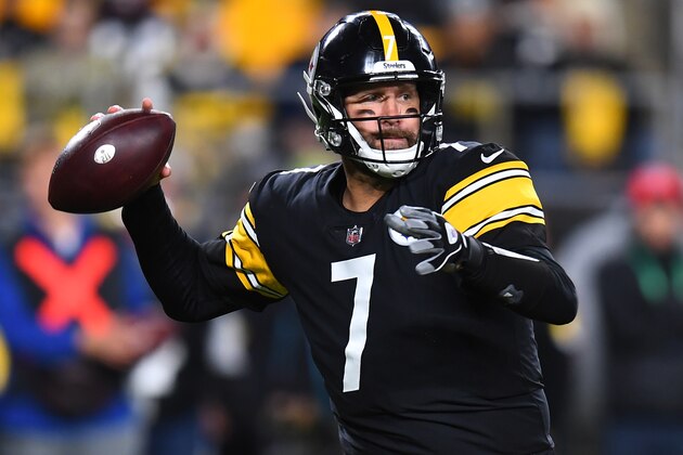 PITTSBURGH, PENNSYLVANIA - OCTOBER 17: Ben Roethlisberger #7 of the Pittsburgh Steelers looks to pass during the second quarter against the Seattle Seahawks at Heinz Field on October 17, 2021 in Pittsburgh, Pennsylvania. (Photo by Joe Sargent/Getty Images)