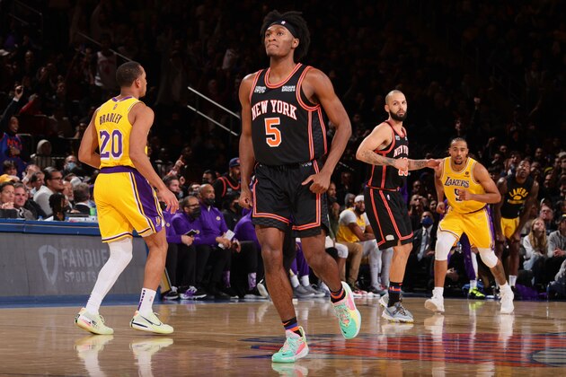 NEW YORK, NY - NOVEMBER 23: Immanuel Quickley #5 of the New York Knicks celebrates and runs up court against the Los Angeles Lakers on November 23, 2021 at Madison Square Garden in New York City, New York. NOTE TO USER: User expressly acknowledges and agrees that, by downloading and or using this photograph, User is consenting to the terms and conditions of the Getty Images License Agreement. Mandatory Copyright Notice: Copyright 2021 NBAE (Photo by Nathaniel S. Butler/NBAE via Getty Images)