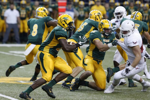 10 September 2016: North Dakota State Bison running back Lance Dunn (10) during a game against the East Washington Eagles at the Fargodome in Fargo, North Dakota. (Photo by Zackary Brame/Icon Sportswire via Getty Images)