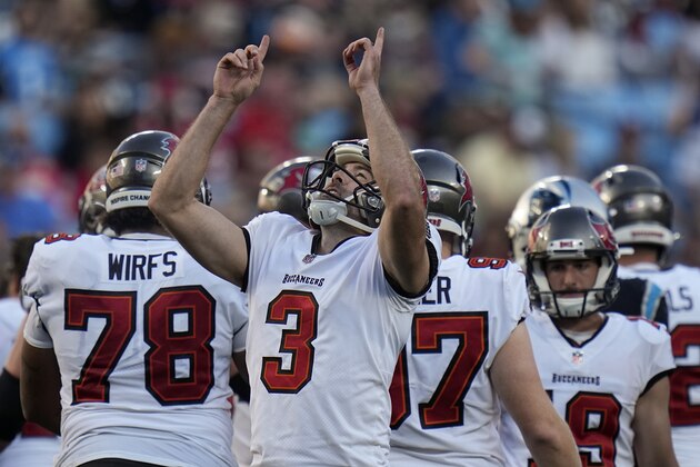 Tampa Bay Buccaneers kicker Ryan Succop celebrates after a field goal during the second half of an NFL football game Sunday, Dec. 26, 2021, in Charlotte, N.C. (AP Photo/Rusty Jones)