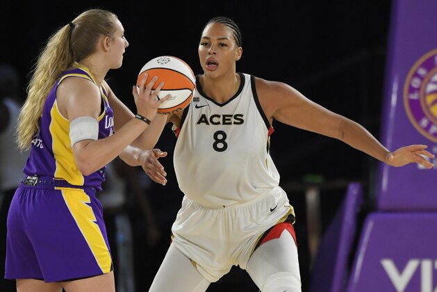 Liz Cambage is likely joining the Los Angeles Sparks following 2022 WNBA free agency.