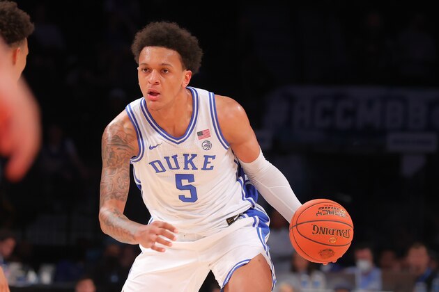BROOKLYN, NY - MARCH 11:  Duke Blue Devils forward Paolo Banchero (5) drives to the basket  during the first half of the ACC Tournament semi final college basketball game between the Duke Blue Devils and the Miami (Fl) Hurricanes on March 11, 2022 at the Barclays Center in Brooklyn, New York.  (Photo by Rich Graessle/Icon Sportswire via Getty Images)