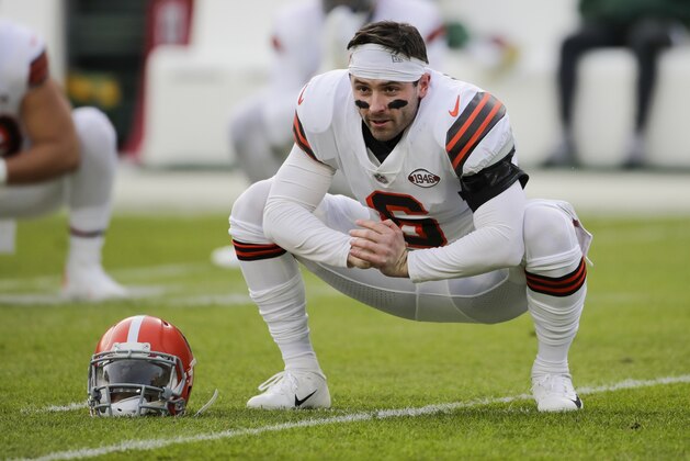 Cleveland Browns' Baker Mayfield warms up before an NFL football game against the Green Bay Packers Saturday, Dec. 25, 2021, in Green Bay, Wis. (AP Photo/Aaron Gash) Cleveland Browns' Baker Mayfield warms up before an NFL football game against the Green Bay Packers Saturday, Dec. 25, 2021, in Green Bay, Wis. (AP Photo/Aaron Gash)