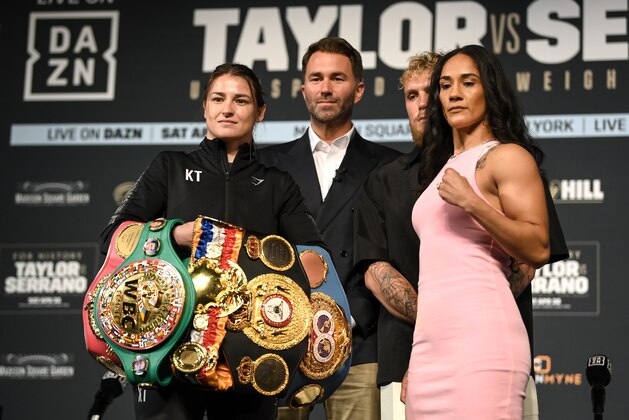 New York , United States - 28 April 2022; Katie Taylor, left, and Amanda Serrano face-off during a media conference, held at the Hulu Theatre at Madison Square Garden, ahead of their undisputed lightweight championship fight, on Saturday night at Madison Square Garden in New York, USA. (Photo By Stephen McCarthy/Sportsfile via Getty Images)