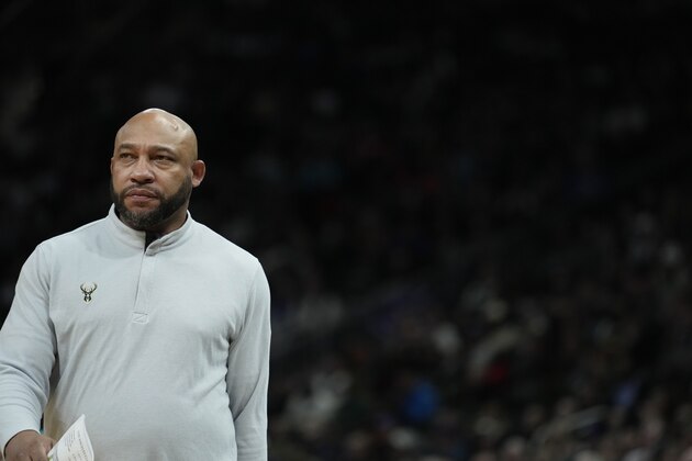 MILWAUKEE, WISCONSIN - APRIL 01: Assistant Coach Darvin Ham of the Milwaukee Bucks looks on against the LA Clippers during the second half at Fiserv Forum on April 01, 2022 in Milwaukee, Wisconsin. NOTE TO USER: User expressly acknowledges and agrees that, by downloading and or using this photograph, User is consenting to the terms and conditions of the Getty Images License Agreement. (Photo by Patrick McDermott/Getty Images)