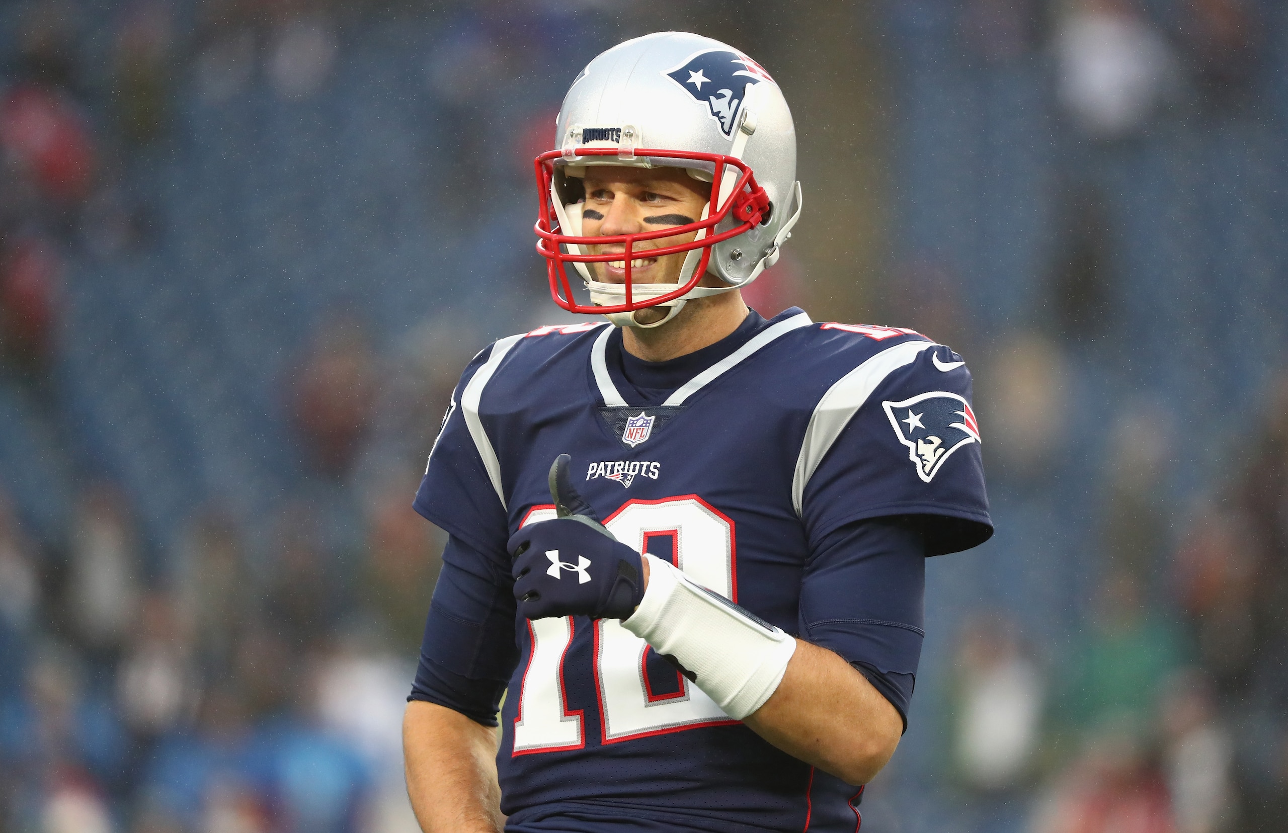 FOXBOROUGH, MA - DECEMBER 02: Tom Brady #12 of the New England Patriots gives a thumbs up before the game against the Minnesota Vikings at Gillette Stadium on December 2, 2018 in Foxborough, Massachusetts. (Photo by Adam Glanzman/Getty Images) FOXBOROUGH, MA - DECEMBER 02: Tom Brady #12 of the New England Patriots gives a thumbs up before the game against the Minnesota Vikings at Gillette Stadium on December 2, 2018 in Foxborough, Massachusetts. (Photo by Adam Glanzman/Getty Images)
