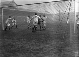 City vs. United in March 1926. (Hulton Archive/Getty Images)