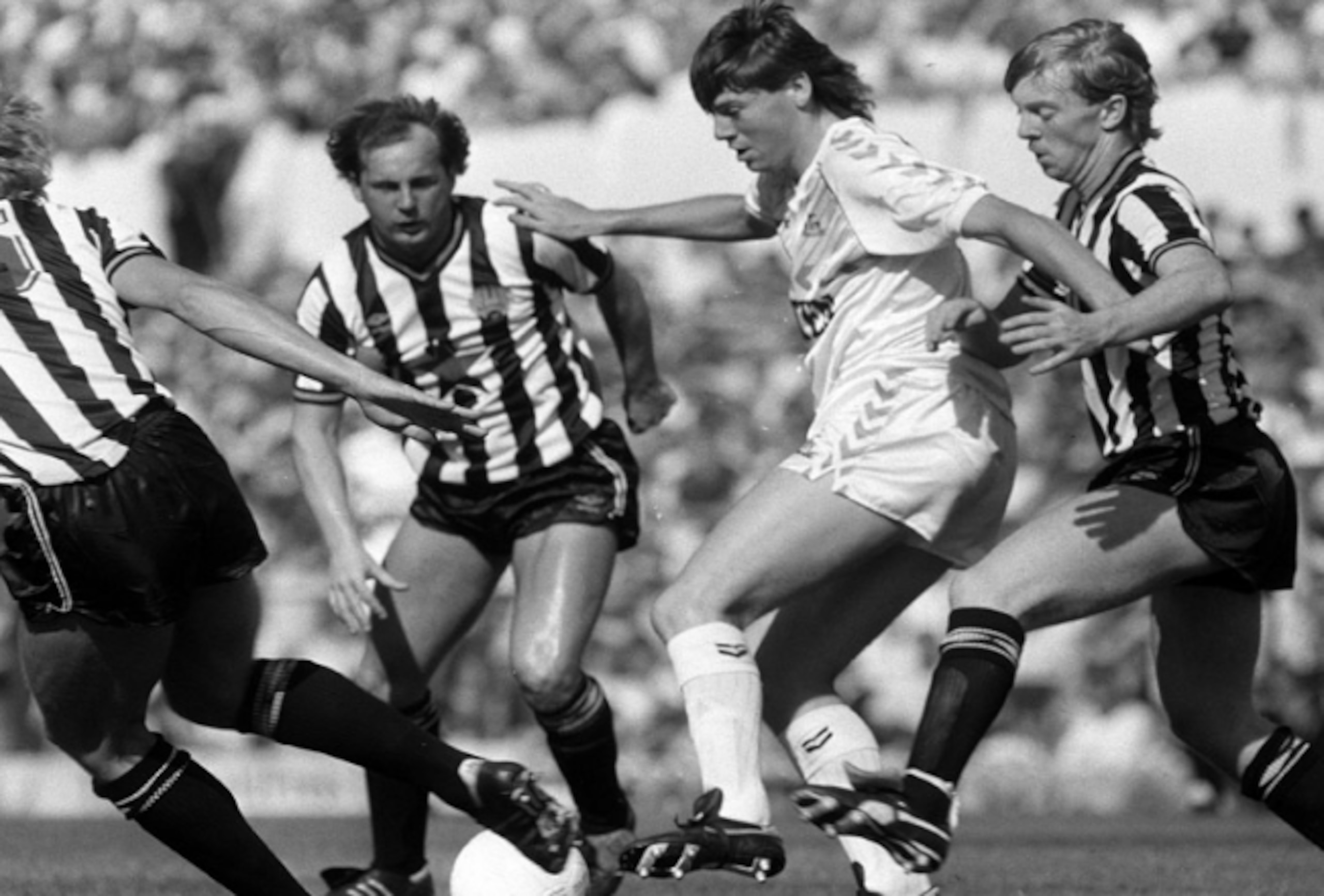 Chris Waddle magic (photo via whoateallthepies.tv) Chris Waddle magic (photo via whoateallthepies.tv)