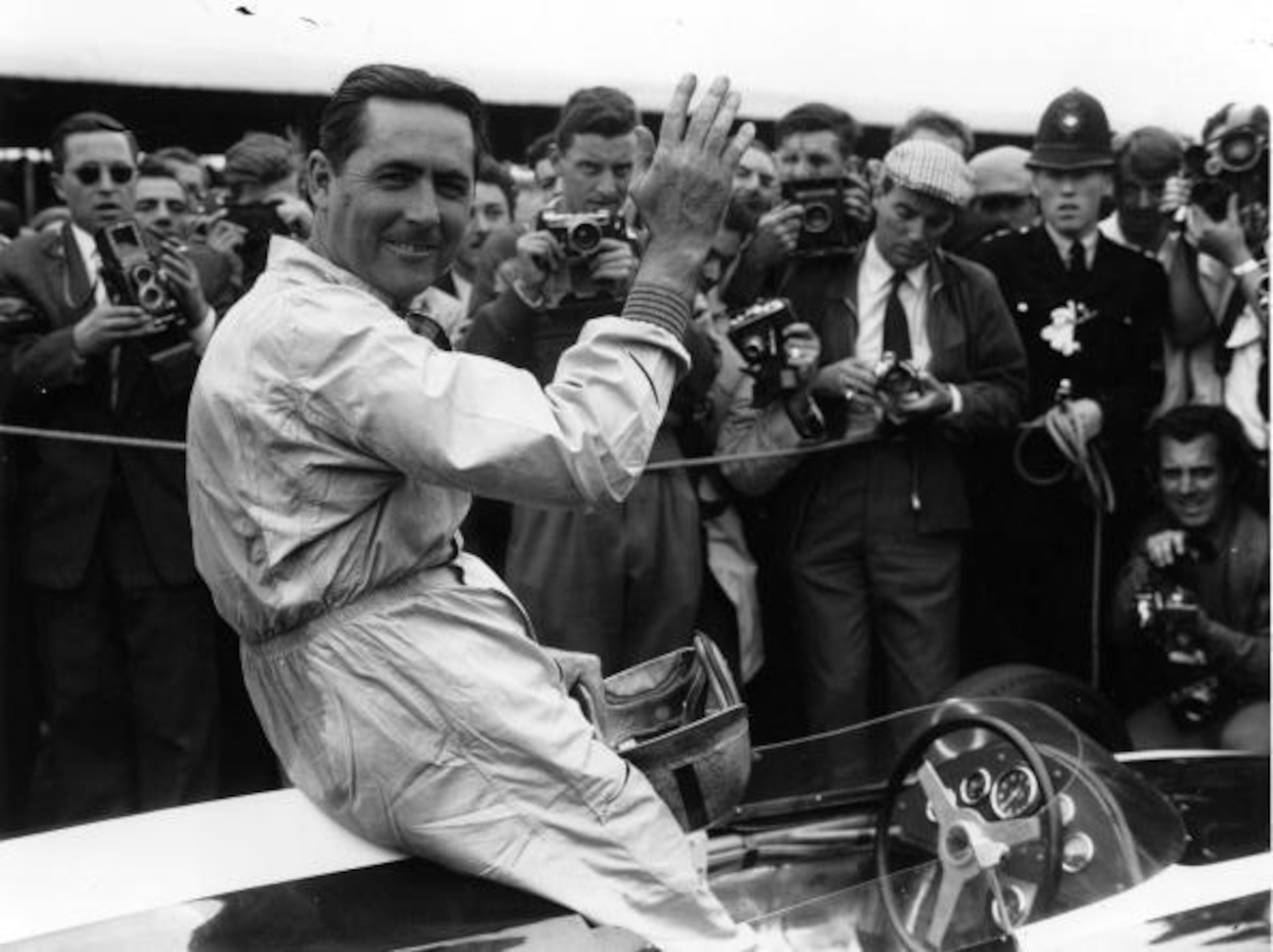 Brabham won five straight grands prix in 1960 (Getty Images)