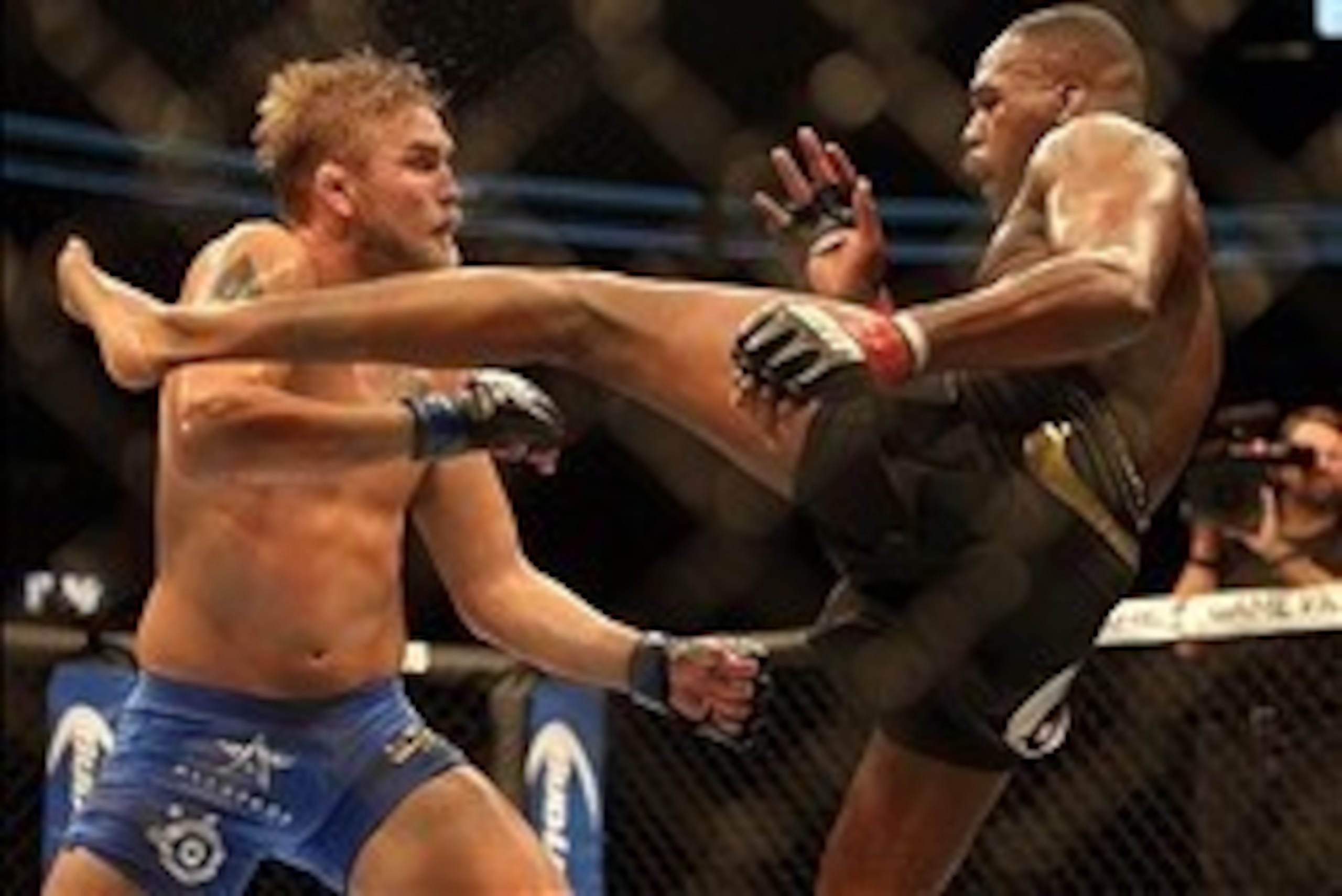 Jon Jones (right) and Alexander Gustafsson fought at UFC 165.