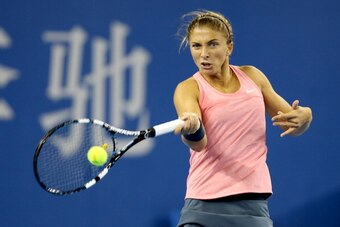 Sara Errani hits a forehand at the China Open.