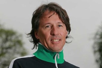 Franco Davin answers questions about his charge, Juan Martin Del Potro.