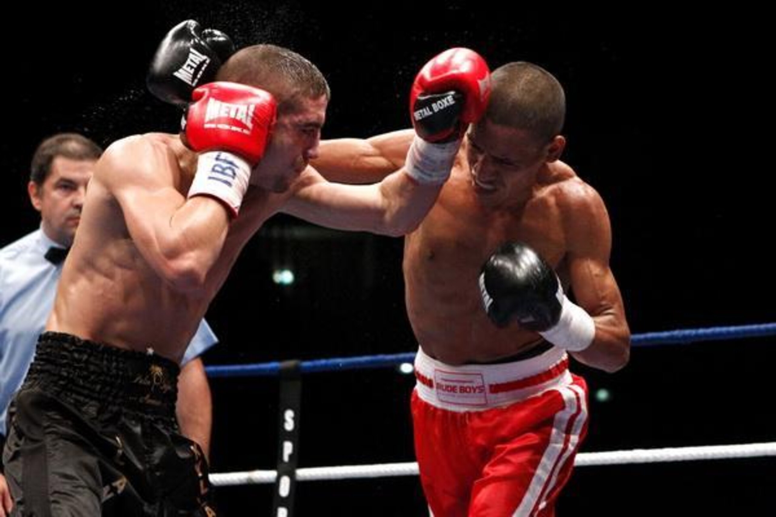 Parodi is a solid technical boxer.