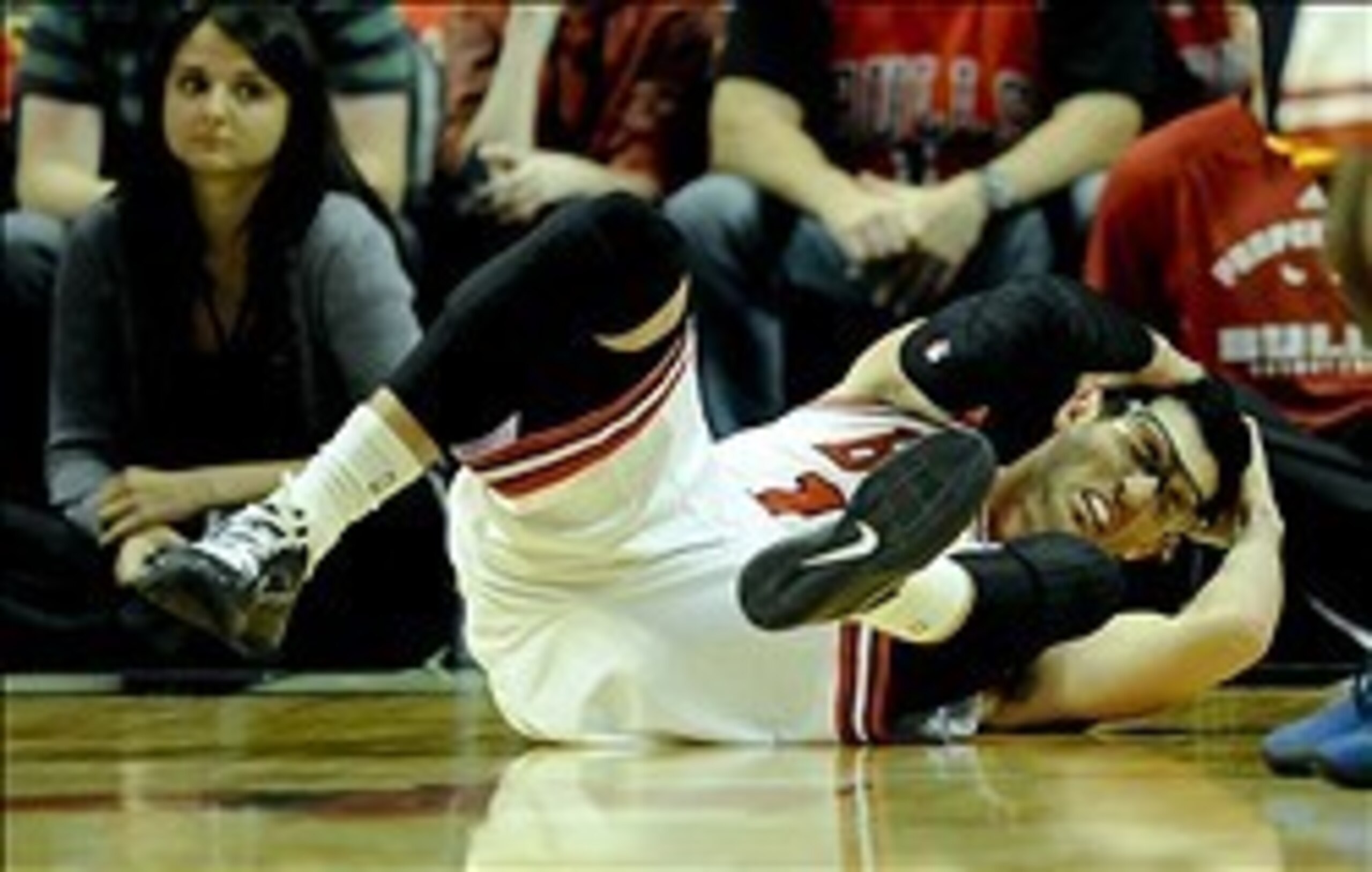 Hinrich's injury prevented him from getting some valuable playing time.