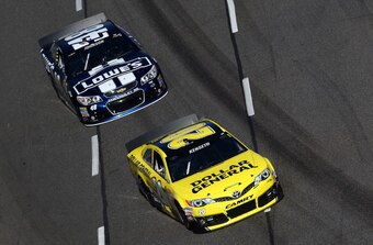 The two championship leaders are the two biggest favorites in Texas.