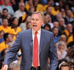 Mike D'Antoni of the LA Lakers