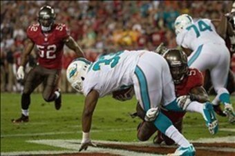 Lavonte David's safety in the first half was crucial for the Buccaneers.